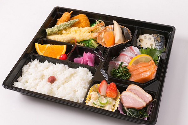 刺身入り仕出し弁当