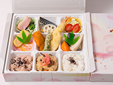 四季彩弁当85